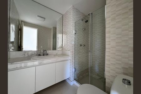 Apartamento para alugar com 262m², 3 quartos e 2 vagasBanheiro Social