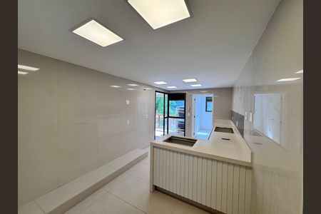 Apartamento para alugar com 262m², 3 quartos e 2 vagasCozinha