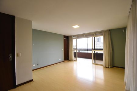 Apartamento à venda com 255m², 3 quartos e 2 vagasSuíte