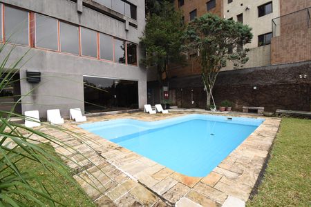 Área comum - Piscina de apartamento à venda com 3 quartos, 255m² em Batel, Curitiba