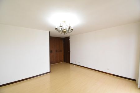 Apartamento à venda com 255m², 3 quartos e 2 vagasQuarto 3