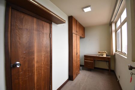 Apartamento à venda com 255m², 3 quartos e 2 vagasÁrea de Serviço