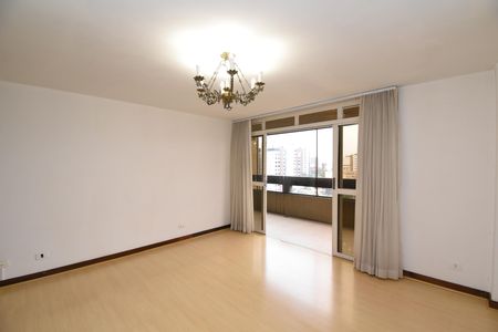 Apartamento à venda com 255m², 3 quartos e 2 vagasQuarto 3