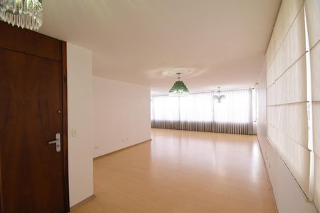 Sala de apartamento à venda com 3 quartos, 255m² em Batel, Curitiba