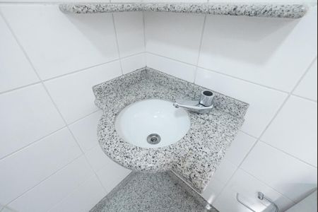 Apartamento para alugar com 100m², 3 quartos e 2 vagasBanheiro de serviço