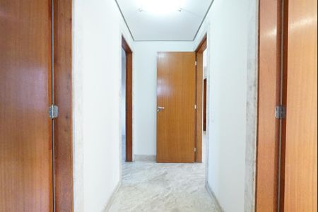 Apartamento para alugar com 100m², 3 quartos e 2 vagasCorredor