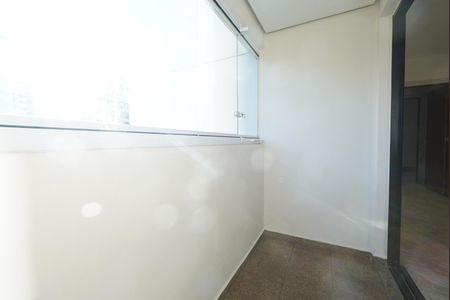 Varanda de apartamento para alugar com 3 quartos, 100m² em Vila Mariana, São Paulo