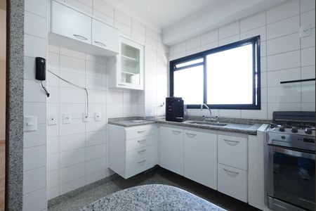 Apartamento para alugar com 100m², 3 quartos e 2 vagasCozinha