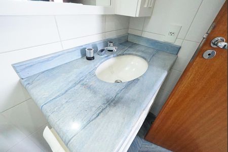 Apartamento para alugar com 100m², 3 quartos e 2 vagasSuíte
