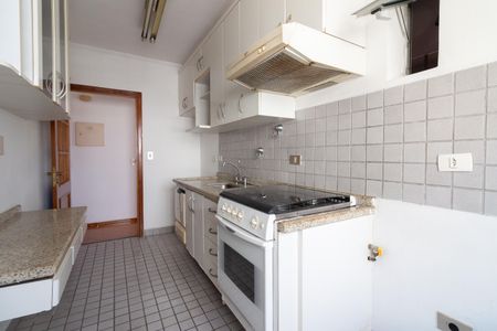 Cozinha de apartamento para alugar com 3 quartos, 63m² em Butantã, São Paulo