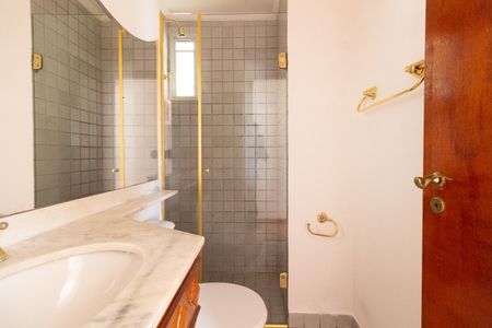 Banheiro de apartamento para alugar com 3 quartos, 63m² em Butantã, São Paulo