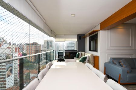 Apartamento à venda com 72m², 2 quartos e 1 vaga Apartamento à venda com 72m², 2 quartos e 1 vagavaranda sala de jantar