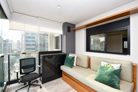 Apartamento à venda com 72m², 2 quartos e 1 vaga Apartamento à venda com 72m², 2 quartos e 1 vagavaranda sala de jantar
