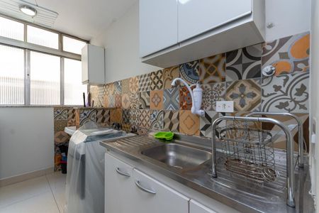Cozinha de kitnet/studio para alugar com 1 quarto, 30m² em Água Branca, São Paulo