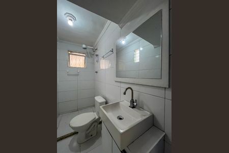 Banheiro de casa para alugar com 1 quarto, 70m² em Vila Gumercindo, São Paulo