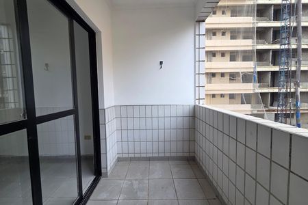 Varanda de apartamento para alugar com 2 quartos, 85m² em Guilhermina, Praia Grande