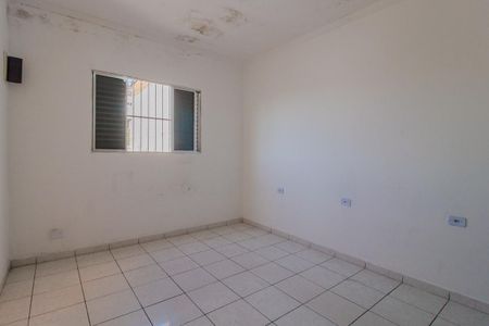 Quarto de casa para alugar com 1 quarto, 50m² em Chácara Maria Aparecida, Mauá
