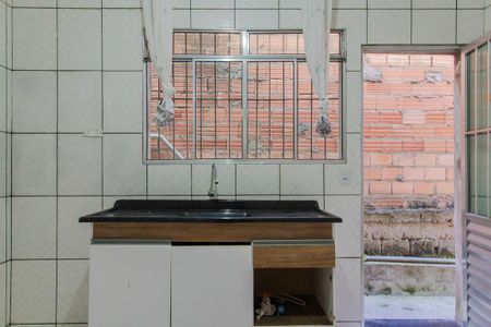 Cozinha de casa para alugar com 1 quarto, 50m² em Chácara Maria Aparecida, Mauá