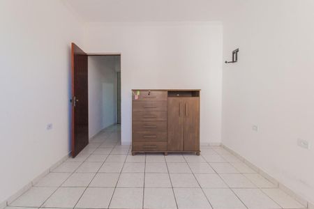 Quarto de casa para alugar com 1 quarto, 50m² em Chácara Maria Aparecida, Mauá