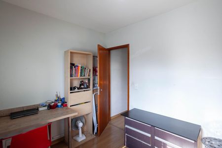 Casa de condomínio à venda com 68m², 2 quartos e 1 vagaQuarto 2