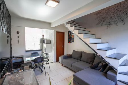Casa de Condomínio à venda com 2 quartos, 68m² em Parque Xangri-lá, Contagem