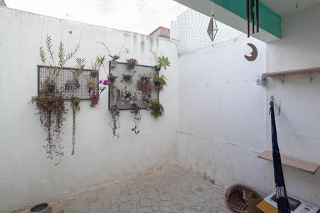 Área externa de casa de condomínio à venda com 2 quartos, 68m² em Parque Xangri-lá, Contagem