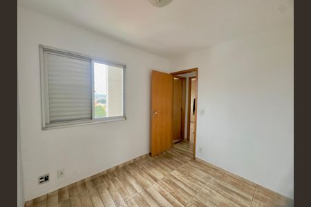 Quarto 2 de apartamento para alugar com 3 quartos, 57m² em Jardim Santa Clara, Guarulhos