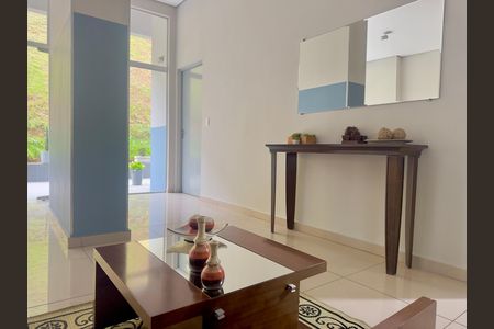 Hall social de apartamento para alugar com 3 quartos, 57m² em Jardim Santa Clara, Guarulhos