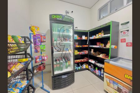Mini mercado de apartamento para alugar com 3 quartos, 57m² em Jardim Santa Clara, Guarulhos