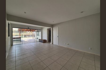 Apartamento para alugar com 4 quartos, 207m² em Recreio dos Bandeirantes, Rio de Janeiro