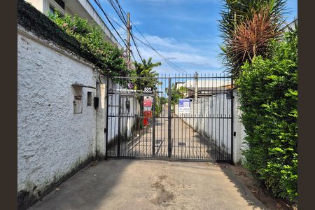 Casa para alugar com 37m², 1 quarto e 1 vaga