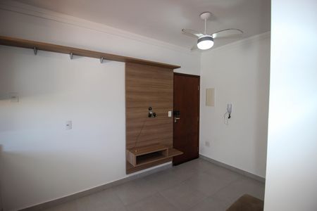Sala de kitnet/studio para alugar com 2 quartos, 43m² em Jardim Tulipas, Sorocaba