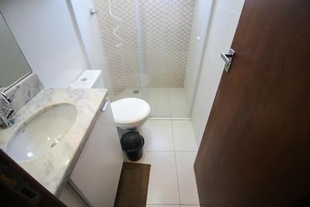 Studio para alugar com 43m², 2 quartos e 1 vaga Studio para alugar com 43m², 2 quartos e 1 vagaBanheiro