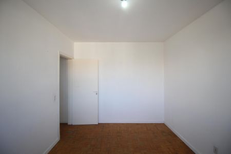 Quarto 1 de apartamento à venda com 1 quarto, 42m² em Jardim Botânico, Porto Alegre