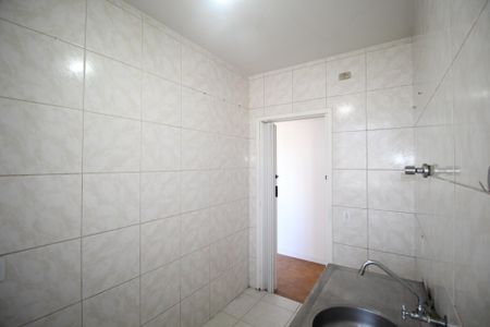 Cozinha de apartamento à venda com 1 quarto, 42m² em Jardim Botânico, Porto Alegre