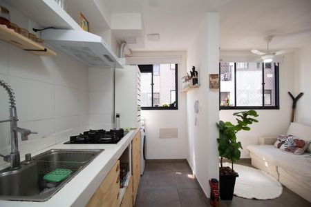 Cozinha de apartamento à venda com 2 quartos, 38m² em Vila Marina, São Paulo