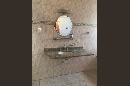 Casa para alugar com 277m², 5 quartos e 4 vagas Casa para alugar com 277m², 5 quartos e 4 vagasBanheiro