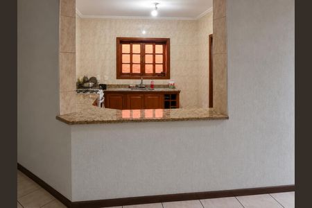 Casa para alugar com 277m², 5 quartos e 4 vagas Casa para alugar com 277m², 5 quartos e 4 vagasCozinha