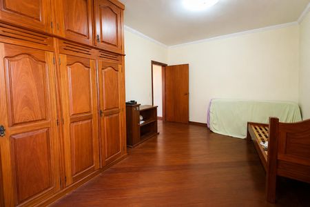 Casa para alugar com 277m², 5 quartos e 4 vagas Casa para alugar com 277m², 5 quartos e 4 vagasQuarto