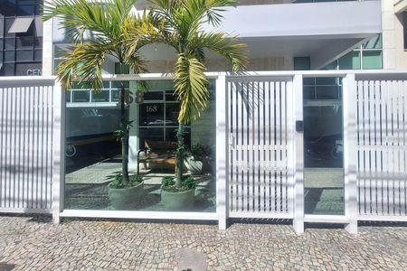 Apartamento à venda com 160m², 4 quartos e 2 vagas Apartamento à venda com 160m², 4 quartos e 2 vagasFachada