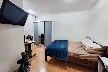Apartamento à venda com 160m², 4 quartos e 2 vagas Apartamento à venda com 160m², 4 quartos e 2 vagasQuarto 2