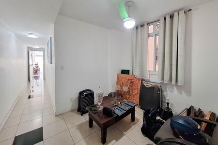 Apartamento à venda com 160m², 4 quartos e 2 vagas Apartamento à venda com 160m², 4 quartos e 2 vagasEscritório