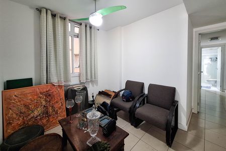 Apartamento à venda com 160m², 4 quartos e 2 vagas Apartamento à venda com 160m², 4 quartos e 2 vagasEscritório