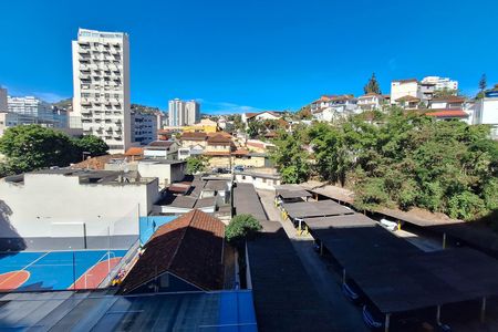 Apartamento à venda com 160m², 4 quartos e 2 vagas Apartamento à venda com 160m², 4 quartos e 2 vagasSuíte 1