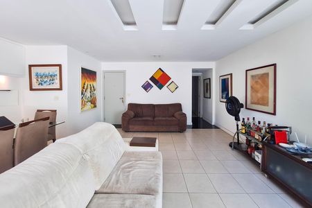 Apartamento à venda com 160m², 4 quartos e 2 vagas Apartamento à venda com 160m², 4 quartos e 2 vagasSala