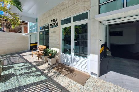 Apartamento à venda com 160m², 4 quartos e 2 vagas Apartamento à venda com 160m², 4 quartos e 2 vagasFachada