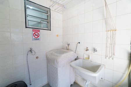 Lavanderia de casa para alugar com 2 quartos, 189m² em Parque Jabaquara, São Paulo