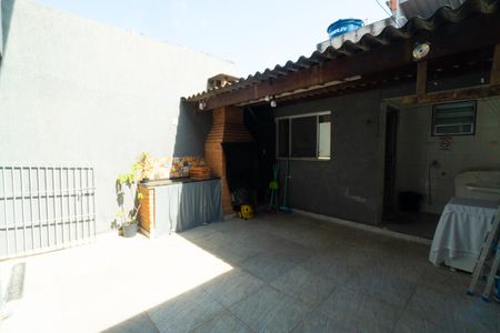 Quintal de casa para alugar com 2 quartos, 189m² em Parque Jabaquara, São Paulo