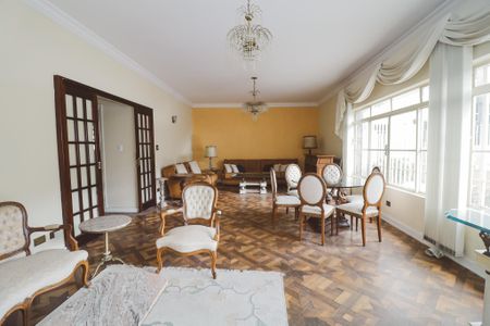 Sala de casa para alugar com 3 quartos, 350m² em Jardim das Laranjeiras, São Paulo