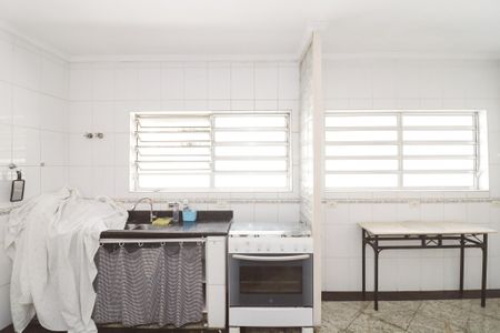 Cozinha de casa para alugar com 3 quartos, 350m² em Jardim das Laranjeiras, São Paulo